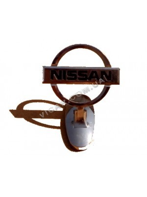 Эмблема на капот Nissan